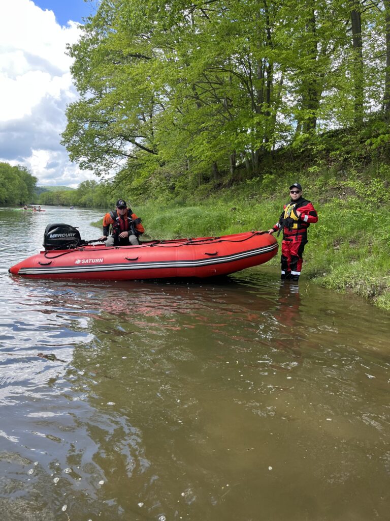 (Olean Swift Water Team)  Members of the Olean Swift Water Team during training on the Allegheny River.
