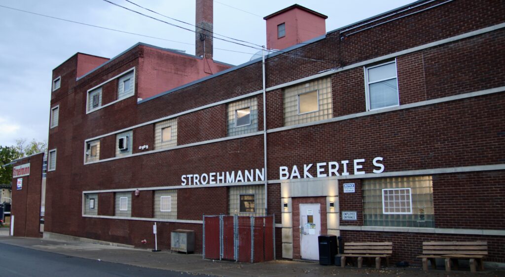(Rick Miller/Olean Star) The Stroehmann Bakery shut down production Wednsday morning, bringing to an end to more than 100 years of baking at the site. The company had announced the closing in July, putting 80 employees out of work.