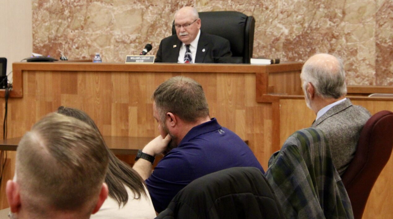 (Rick Miller/Olean Star) Olean Mayor Bill Aiello delivers his 2025 State of the City Address during the Common Council reorganization meeting Thursday night.